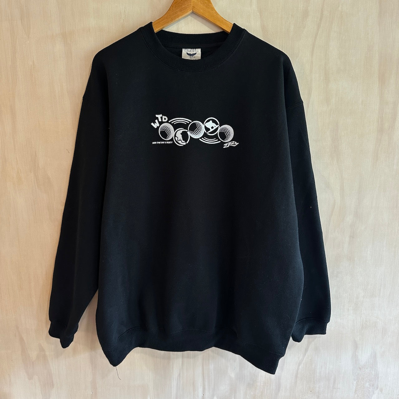 WIN THE DAY * RUSTY Crewneck