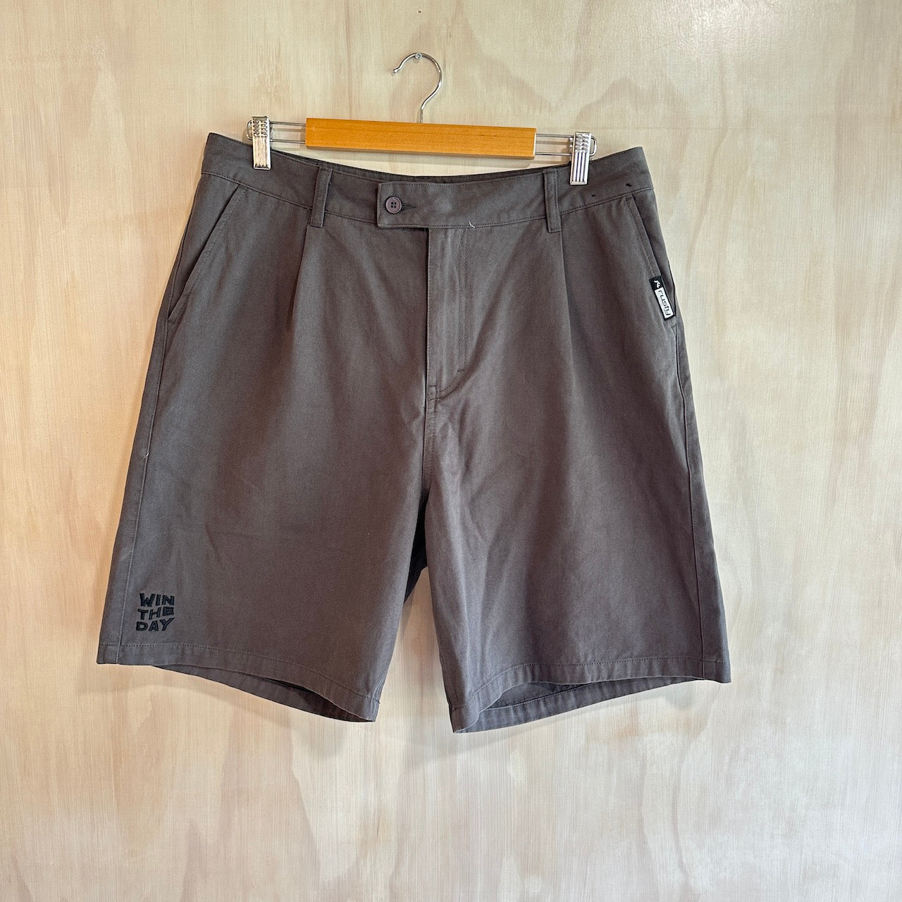 WIN THE DAY * RUSTY Golf Shorts (Baggy Fit)