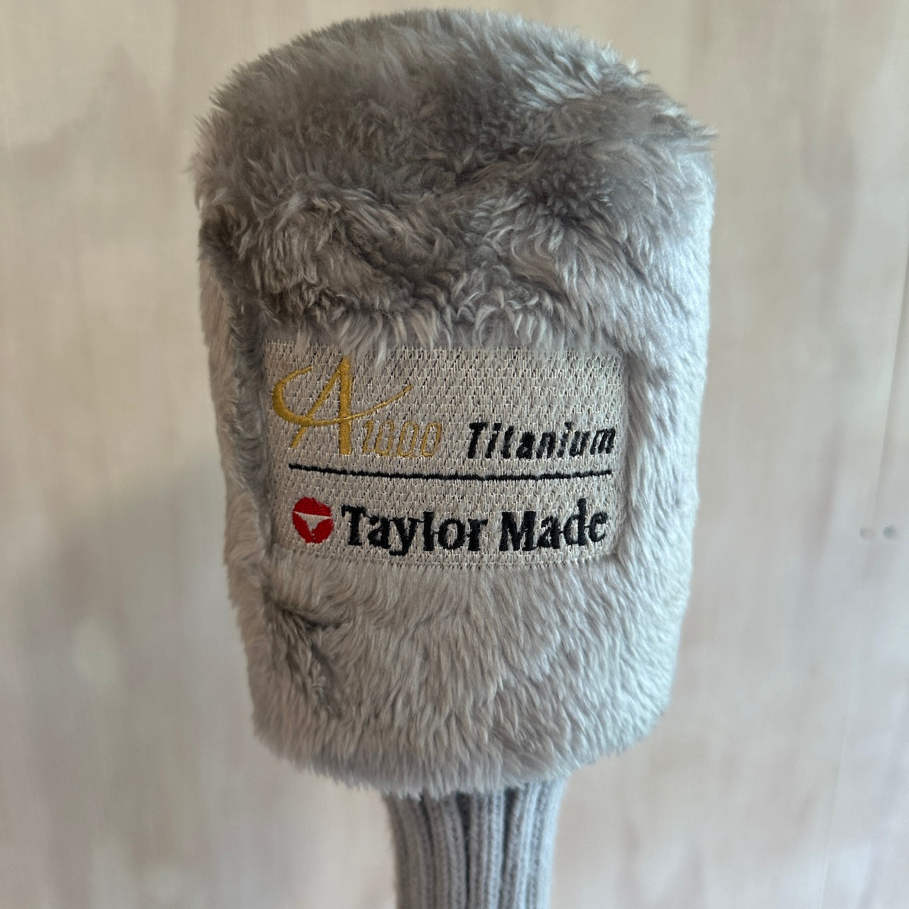 A1000 Titanium Taylor Made Headcover