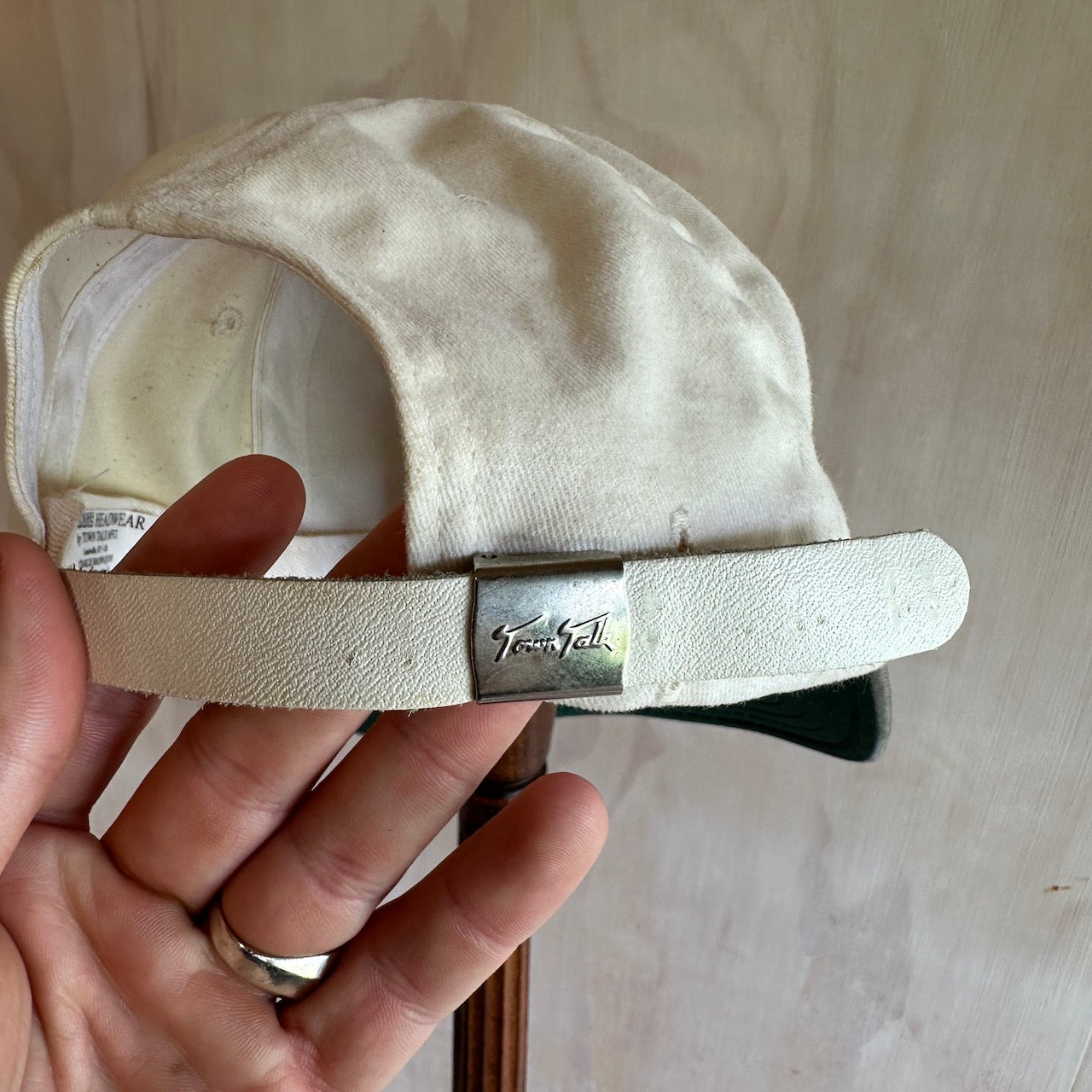 Vintage Peanuts Charlie Brown Golfer Leather Strap Town Talk hat