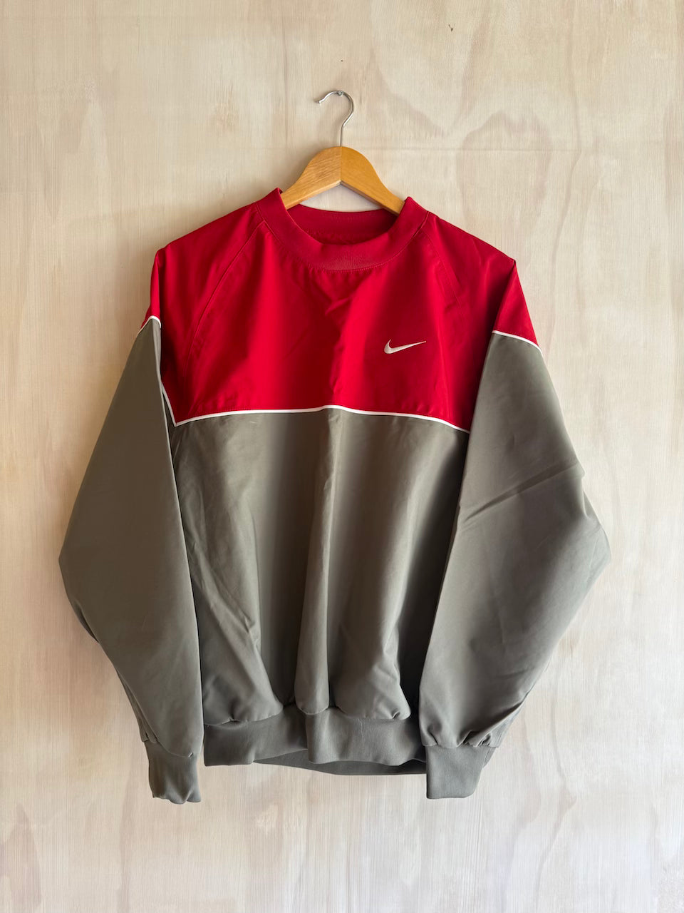 Vintage Tiger Woods Nike Waterproof Pullover (S)